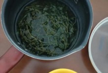 斑地锦——云南特有的药食兼备植物（发掘斑地锦的神奇功效与丰富营养，实现健康美食双丰收）